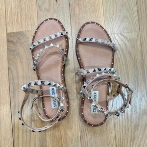 STEVE MADDEN Travel Tan Sandal